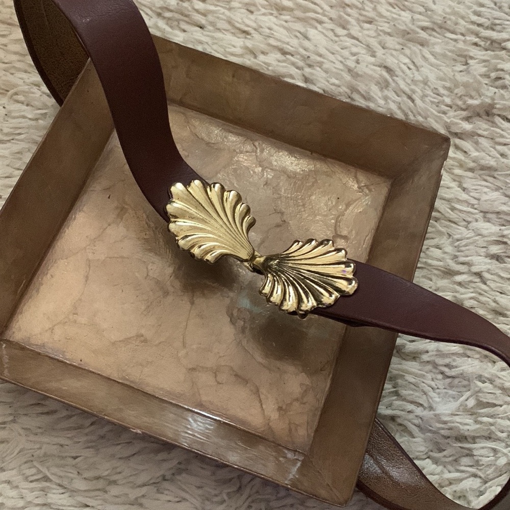 VINTAGE Gold Leaf Buckle Burgundy Leather Belt